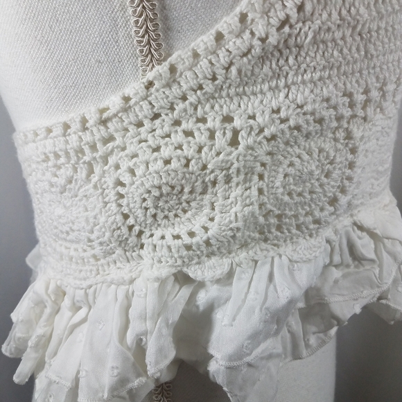 American Eagle Crochet Halter Crop Top XS … - Picture 9 of 14